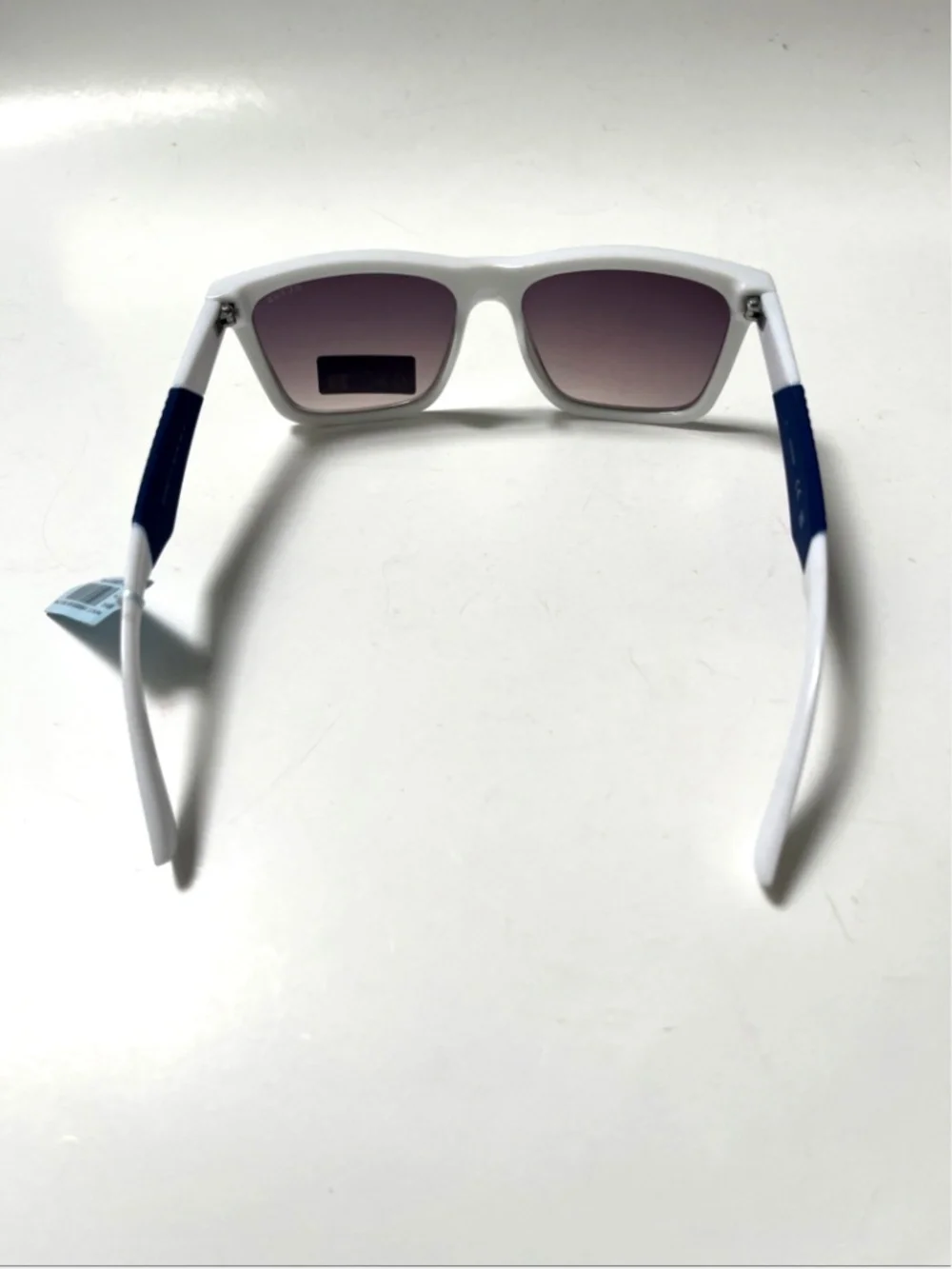 New GUESS Classic Sunglasses GO00067 Acetate White Iridescent Lens Blue Rubber